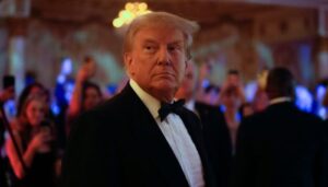 Musk Reinstates Trump Twitter Account After Unprecedent Poll
