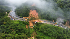 Brazil: Landslide, Rain Kill 2