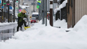 Heavy snow