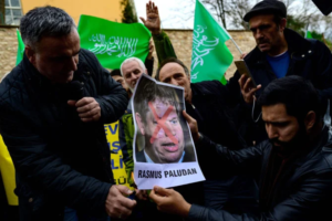 Al-Azhar, Arab League, Egypt Strongly Condemn Desecration of Holy Qur'an in Sweden