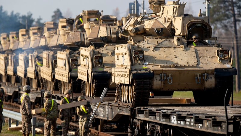 Washington Considers Sending Bradley Fighting Vehicles to Kyiv: US President