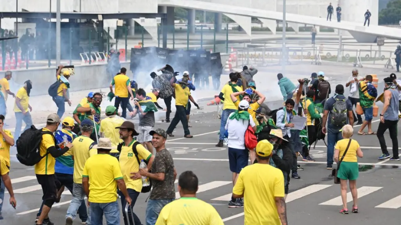 WorldEcho Brazil's Ex-President Bolsonaro's Supporters Storm Congress