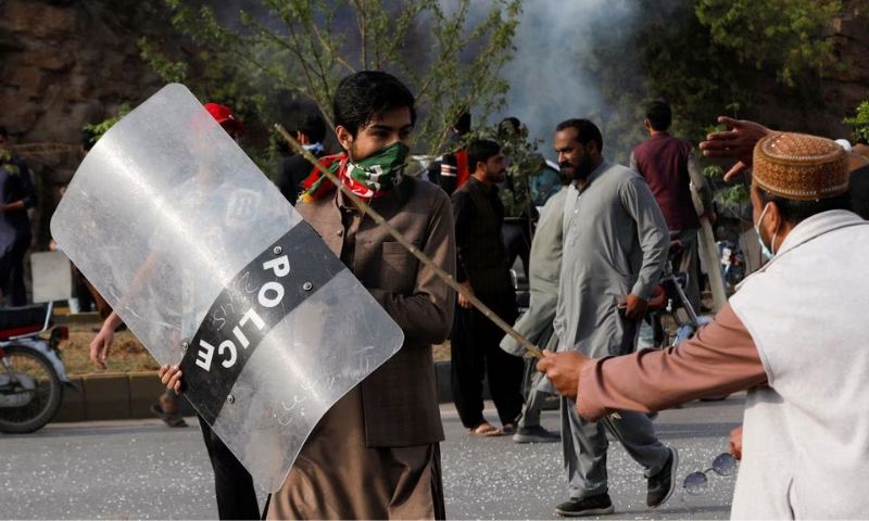 PTI, Islamabad Police