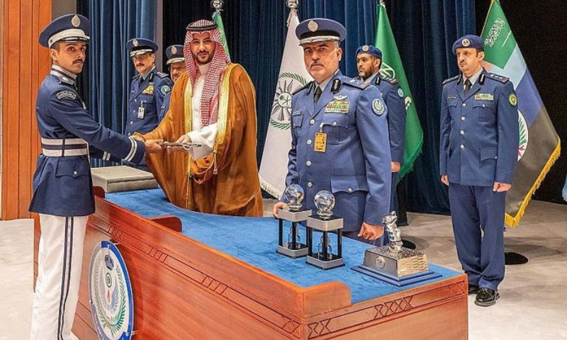 KSA Minister for Defense Honors Cadets in Riyadh