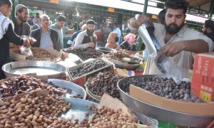 Vendors are busy in food preparation at different markets of the federal capital 2