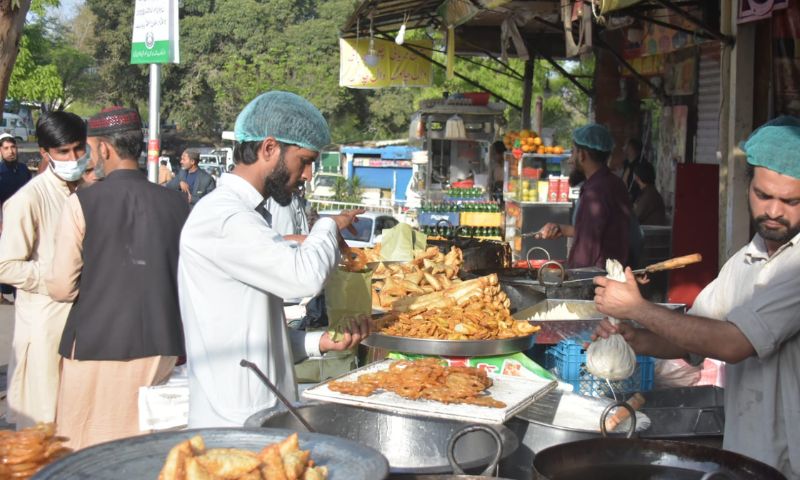 Vendors are busy in food preparation at different markets of the federal capital 5