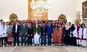 Arif Alvi, Disease, million, Muzaffarabad, students, life, education, support
