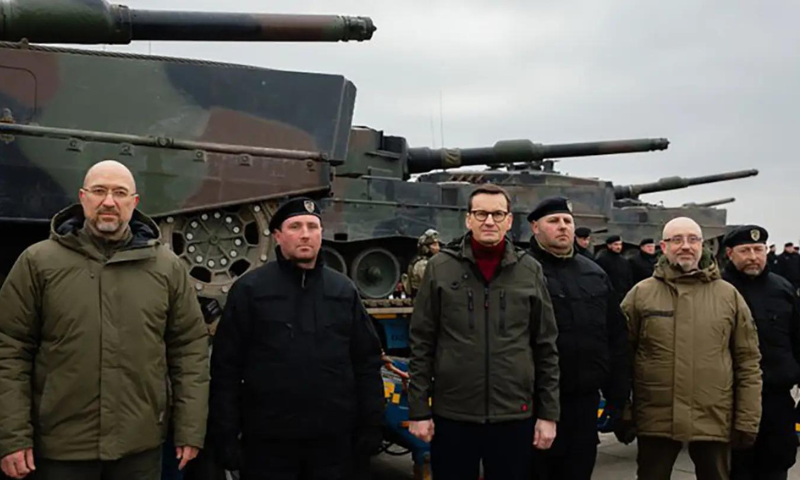 Poland, Kyiv, Tanks, Warsaw, Leopard, Minister, German, Industry, Germany, Defence Minister, Berlin, Sweden, Finland, Portugal