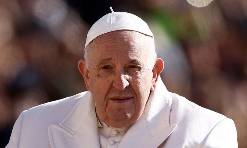 Vatican, hospital, medical team, tweeted