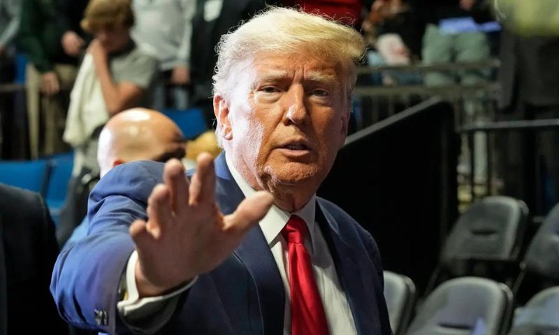 Trump02