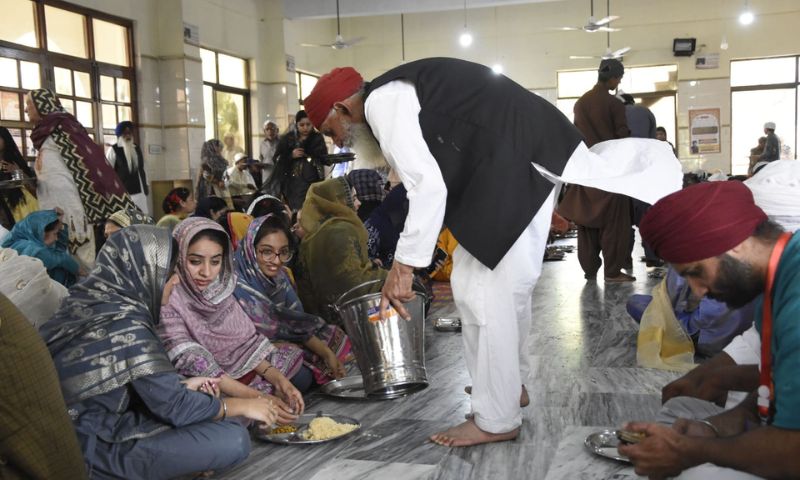Sikh, Pilgrims, Baisakhi, Mela, Celebrations, Panja Sahib, Gurdwara, Hassanabadal, 