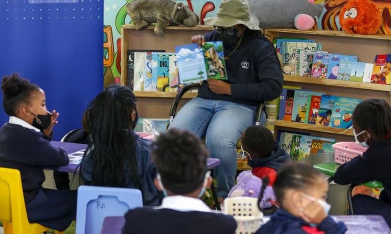 Eight, 10, South African, Children, Struggle