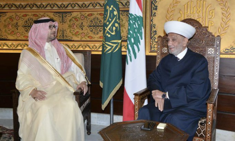 Saudi Envoy Urges Lebanese Political Leaders to Elect President Immediately