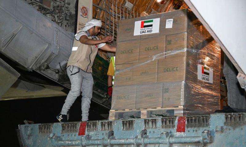 UAE01 1