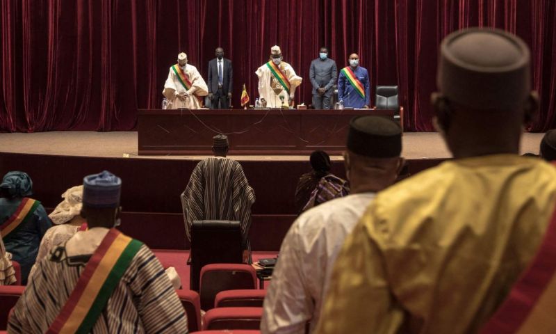 Malians, vote, referendum, military junta