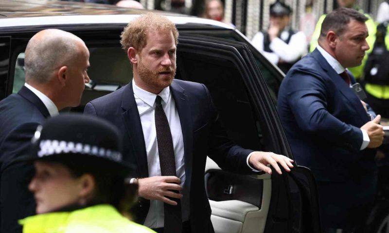 Prince Harry, Court, Press, British, Royal Family, Media, Mirror Group Newspapers, The Mirror, California, Meghan Markle, American, Princesses Diana, Daily Mail, The Sun