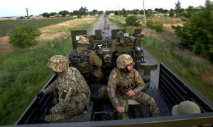 Ukrainian, Russian, Troops, Village, Western, Russia, Bakhmut, Defence Minister, Donetsk, US,