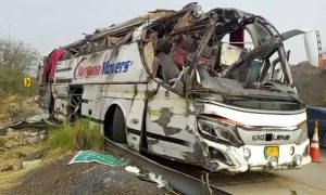 Chakwal, Kalarkahar, Motorway, Accident, Passengers, Rawalpindi, Lahore, Bus, Saltrange, Hospital