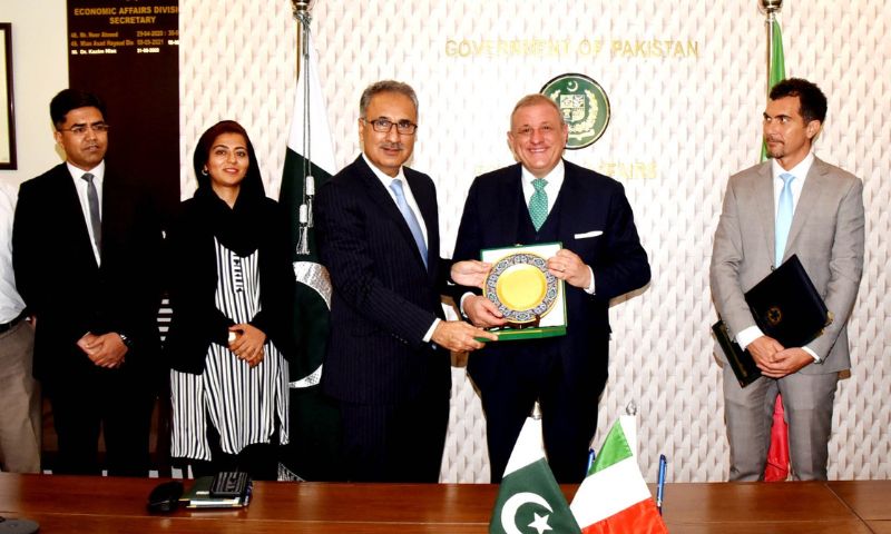 Pakistan 