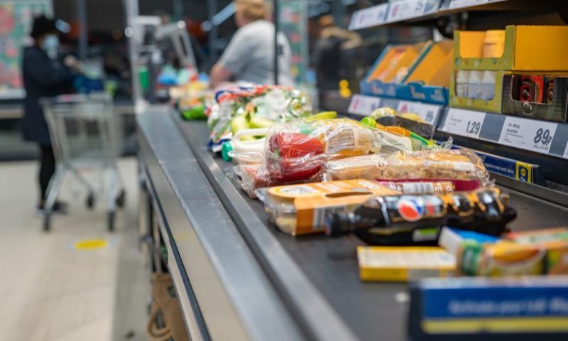 Inflation, UK, Falls, Rate