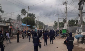 Bangladesh: Police Clash with Political Activists, Hundreds Wounded