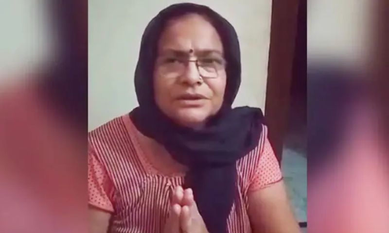 Teacher, Mistake, UP, Apologize, School, Classmate