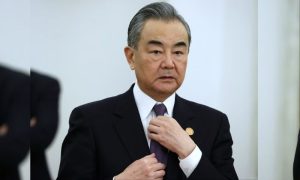 Chinese, FM, Wang Yi, Singapore, Malaysia, Cambodia, Lee Hsien