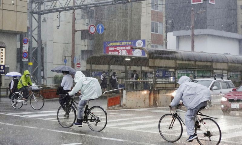 Japan, Storm, Rains, Osaka Bay, Tokyo, Weather, Roads, Sea of Japan, Meteorological, Pacific Ocean,