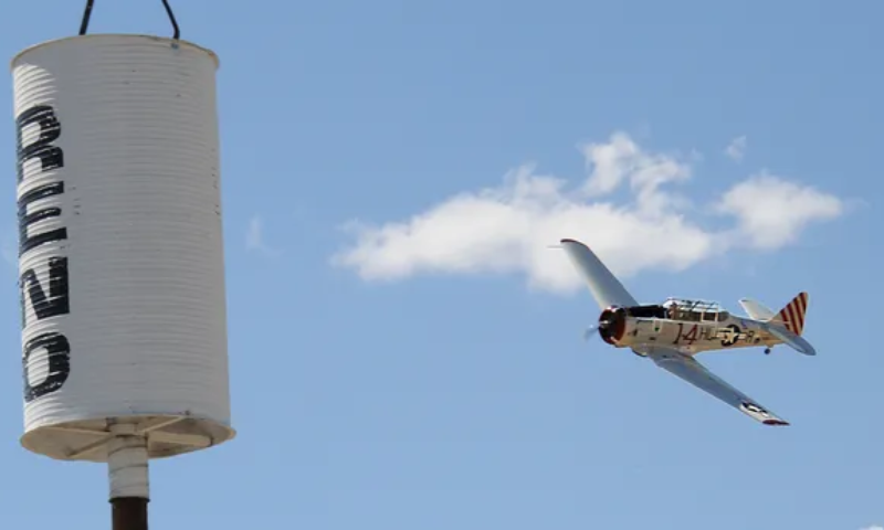 2 Pilots Killed in Plane Crash While Landing in US