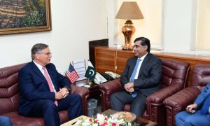 US, Ambassador, Pakistan, Commerce Minister, Donald Blome, trade, ties, investment, opportunities, envoy, government, talks,