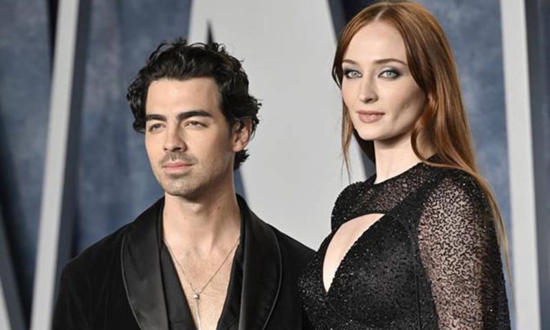 Game of Thrones, Star, Sophie Turner, Joe Jonas, Divorce, Musician, Sansa Stark, Marriage, Emilia Clarke, Daenerys Targaryen, Show, Maisie Williams