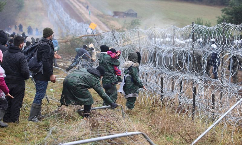 Belarus, Poland, Border, Migrants, European Union, EU, Minsk, Warsaw, Alexander Lukashenko, Polish, NATO, Aircraft, Europe,