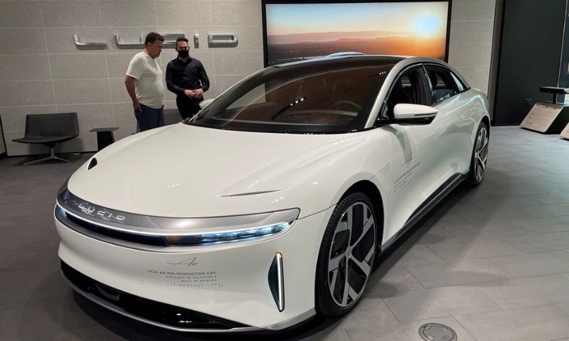 Lucid, Tesla, EV, Sedan, Rivian, Saudi Arabia