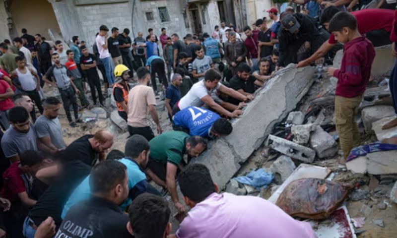 Israel-Palestine War, Israeli Barbaric Airstrikes on Gaza, GAZA, Save the Children