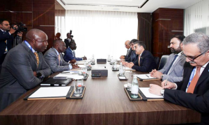 Pakistani Prime Minister Meets Kenyan President, Discusses Bilateral Ties