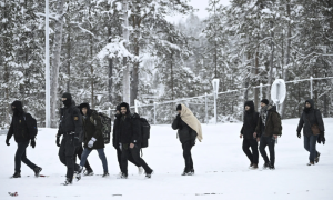 Finland to Close Last Border Crossing with Russia Amid Migrant Influx