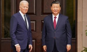 XI