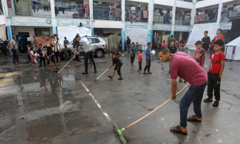 Heavy Rain, Palestinians in Gaza, Israeli brutal bombardment, WHO,