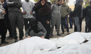 Conflict Intensifies: Main City in Southern Gaza Encircled by Israeli Forces"