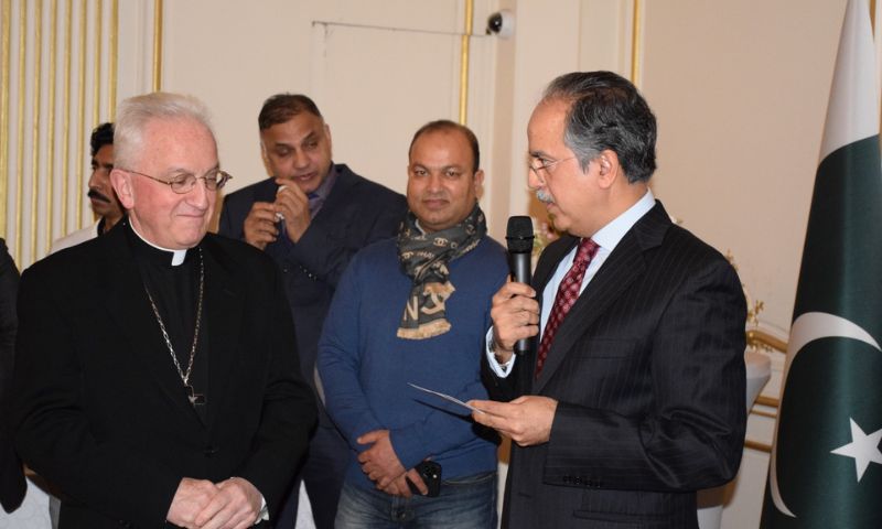 Pakistan embassy in Paris, France, Asim Iftikhar Ahmad, Christmas dinner,