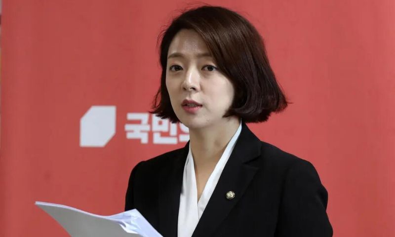 South Korea, Bae Hyun-jin, Seoul, Gangnam district,