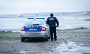 Four Migrants Die Attempting to Cross Channel to UK in Freezing Cold