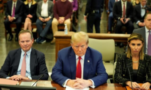 Trump Berates NY Fraud Trial Judge at Closing Arguments