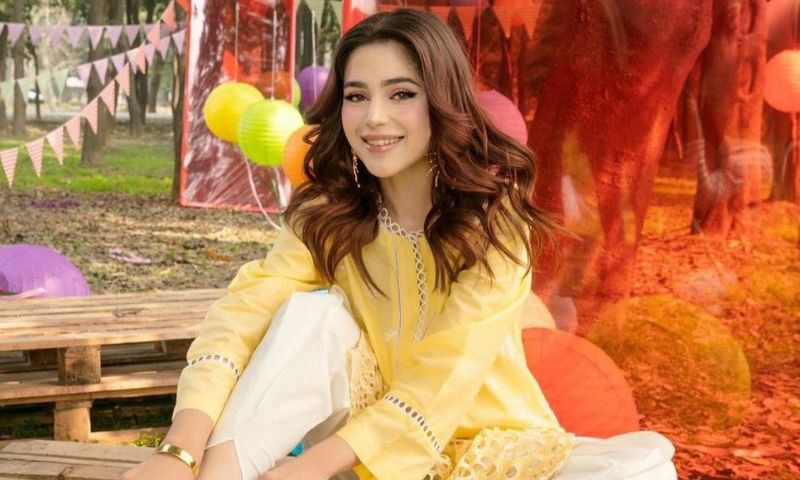 Aima Baig, Singer, Pakistani, Dhola, Yaariyan, Golgappe, Water, Social Media