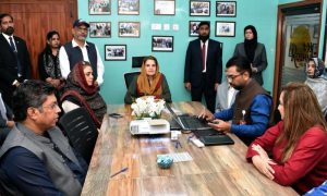 Pakistan, First Lady Samina Arif Alvi, Samina Arif Alvi, Zainab Alert Act, missing children, Roshni Helpline,