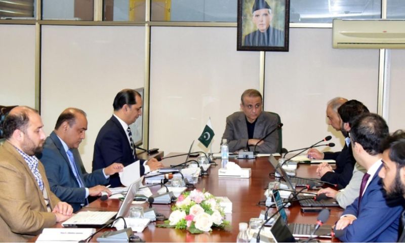 Privatization, Institutions, Aleem Khan, Khyber Pakhtunkhwa, Prime Minister, Shahbaz Sharif, Abdul Aleem Khan,