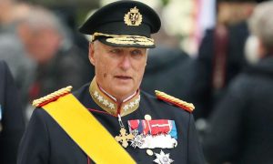 Norway King Harald, Pacemaker, Malaysia, Ill, King Harald, King,
