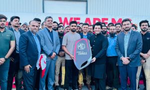 Peshawar Zalmi, Javed Afridi, Babar Azam, MG car, Pakistan Super League, PSL, New Zealand,