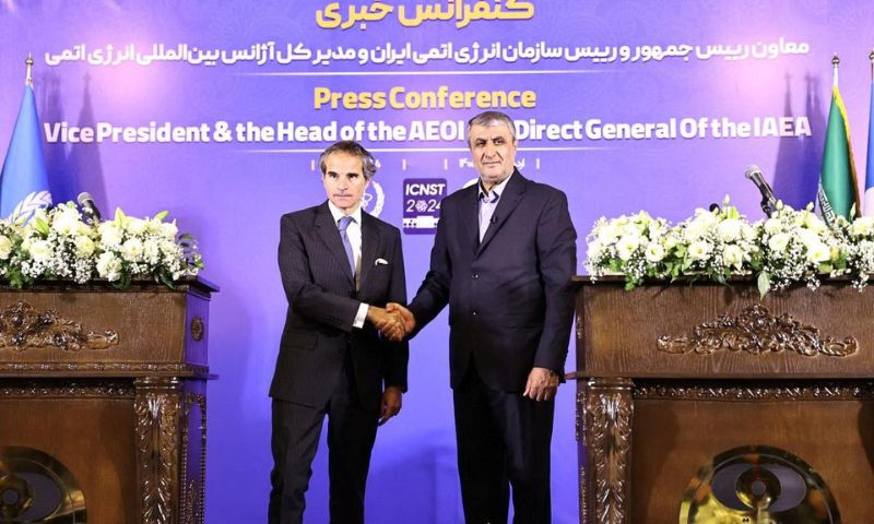 IAEA Chief Urges Iran to Take More Steps for Cooperation