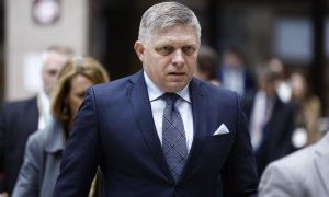 Slovak Prime Minister, Slovak, Robert Fico, Handlova, Deputy Prime Minister, Robert Kalinak,